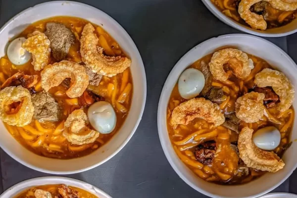 Peter's Lomian specializes in Batangas Lomi