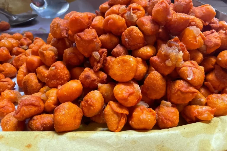 Buchi-Buchi
