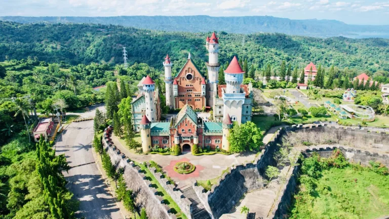 Fantasy World
